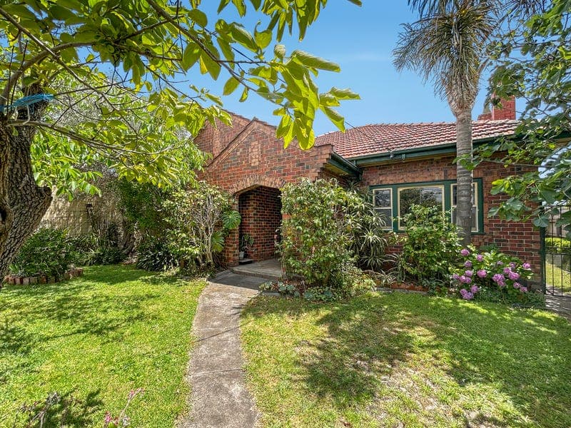 47 Grange Road, Caulfield East
