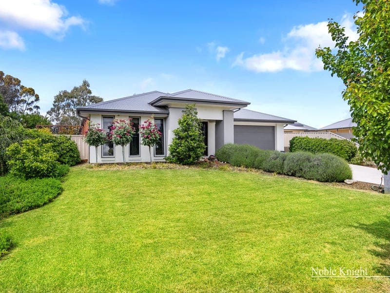 30 Mulqueeny Lane, Yea