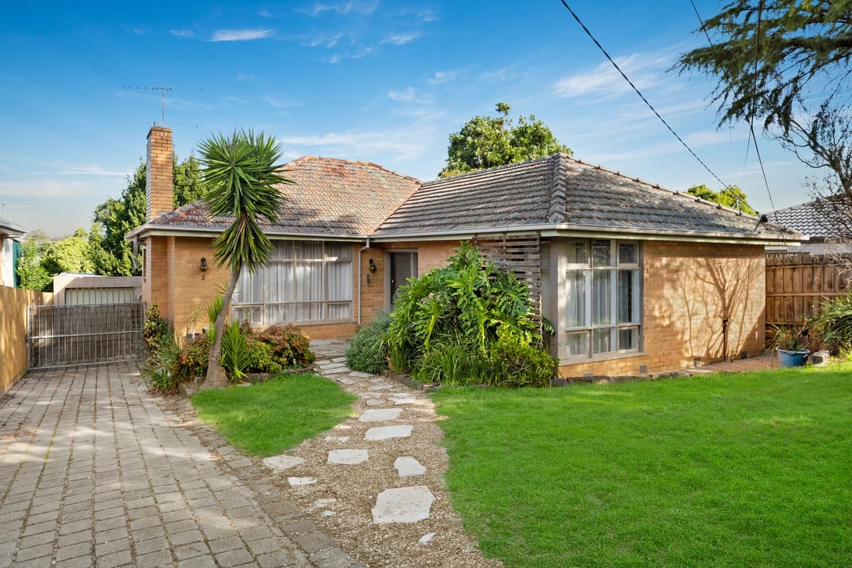 2 EDGEVALE ROAD