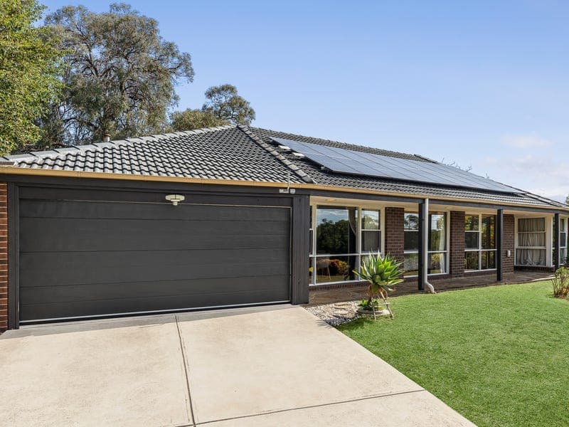 20 Glenwood Drive, Croydon