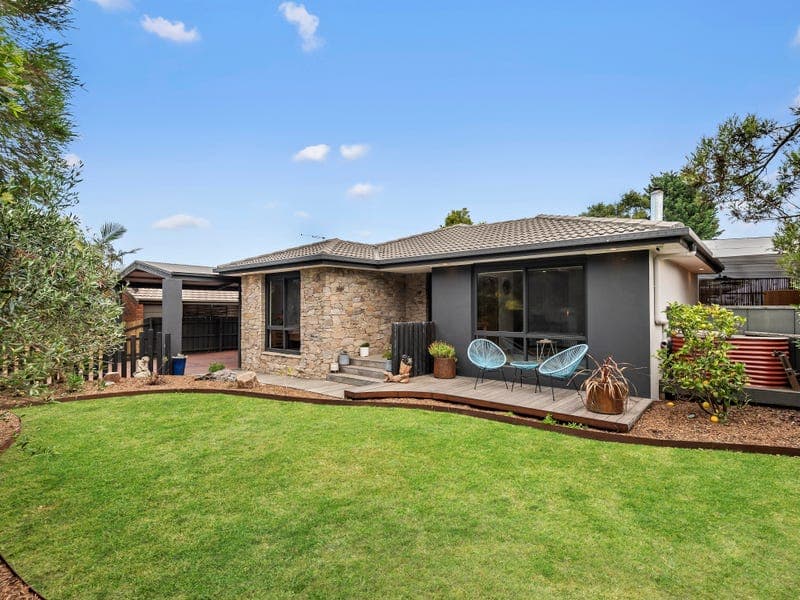 29 Skinner Street, Bittern