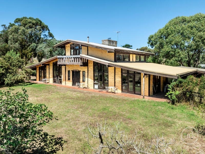 1420 Heidelberg Kinglake Road