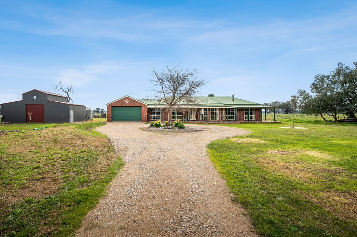 76 Laceby-Glenrowan Road