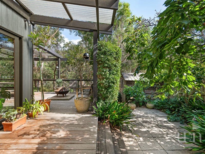 11 Essex Road, Mount Martha