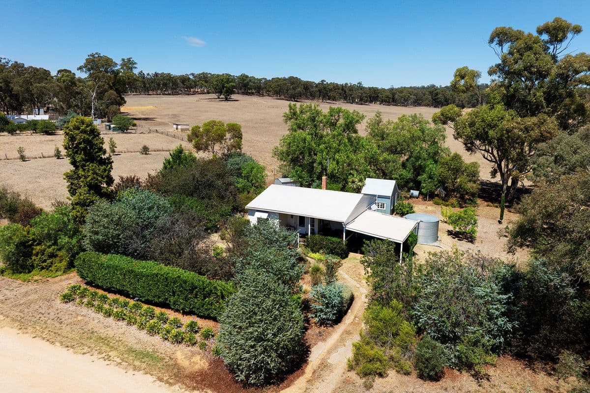 208 Hepburn-Newstead Road