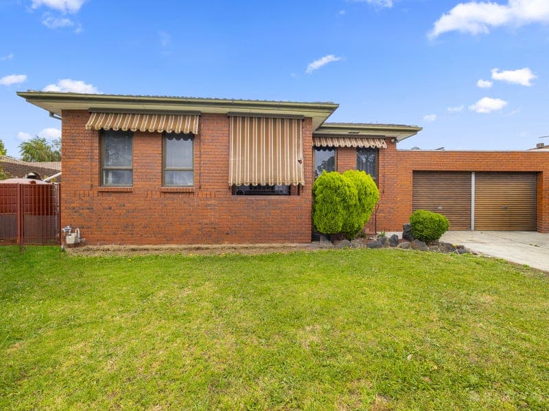 7 HOWSON CLOSE