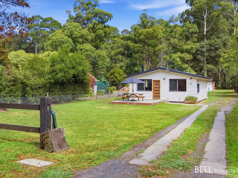 57 Armitage Avenue, East Warburton