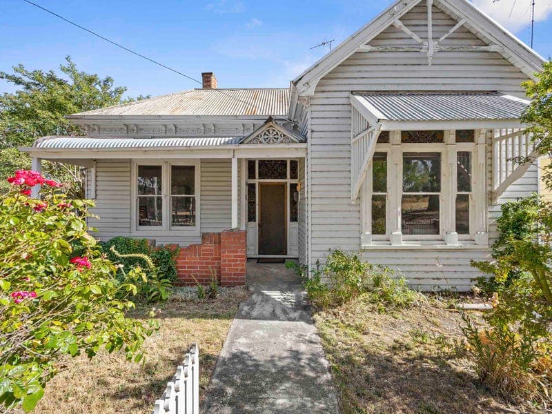 165 Scott Parade, Ballarat East