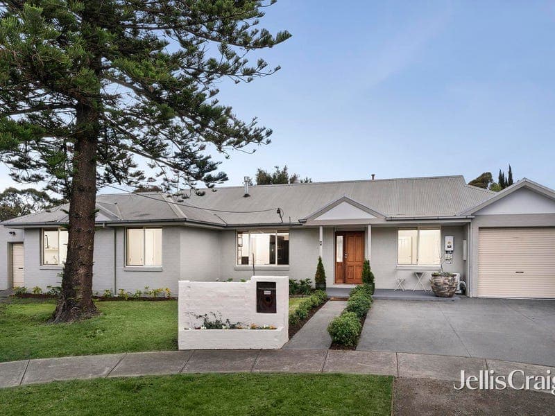 2 Shepherd Court, Williamstown North