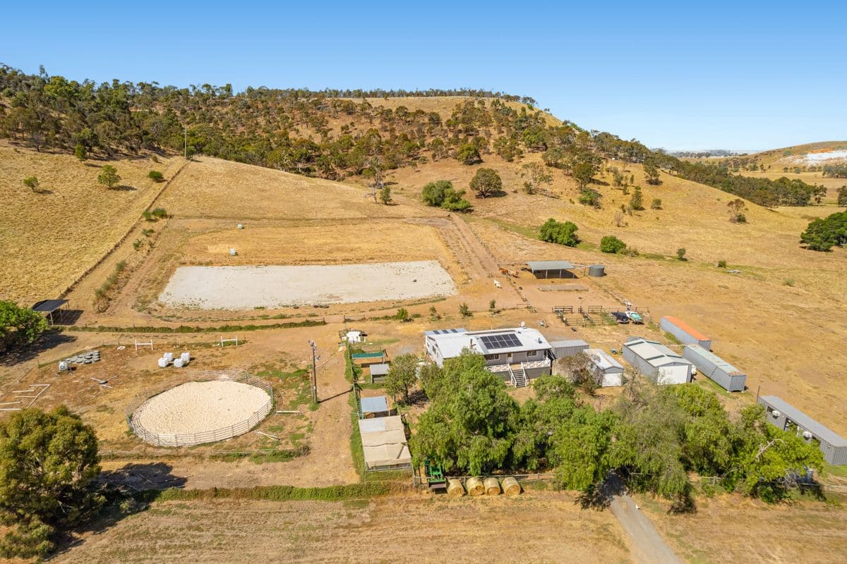 329 Dog Trap Gully Road