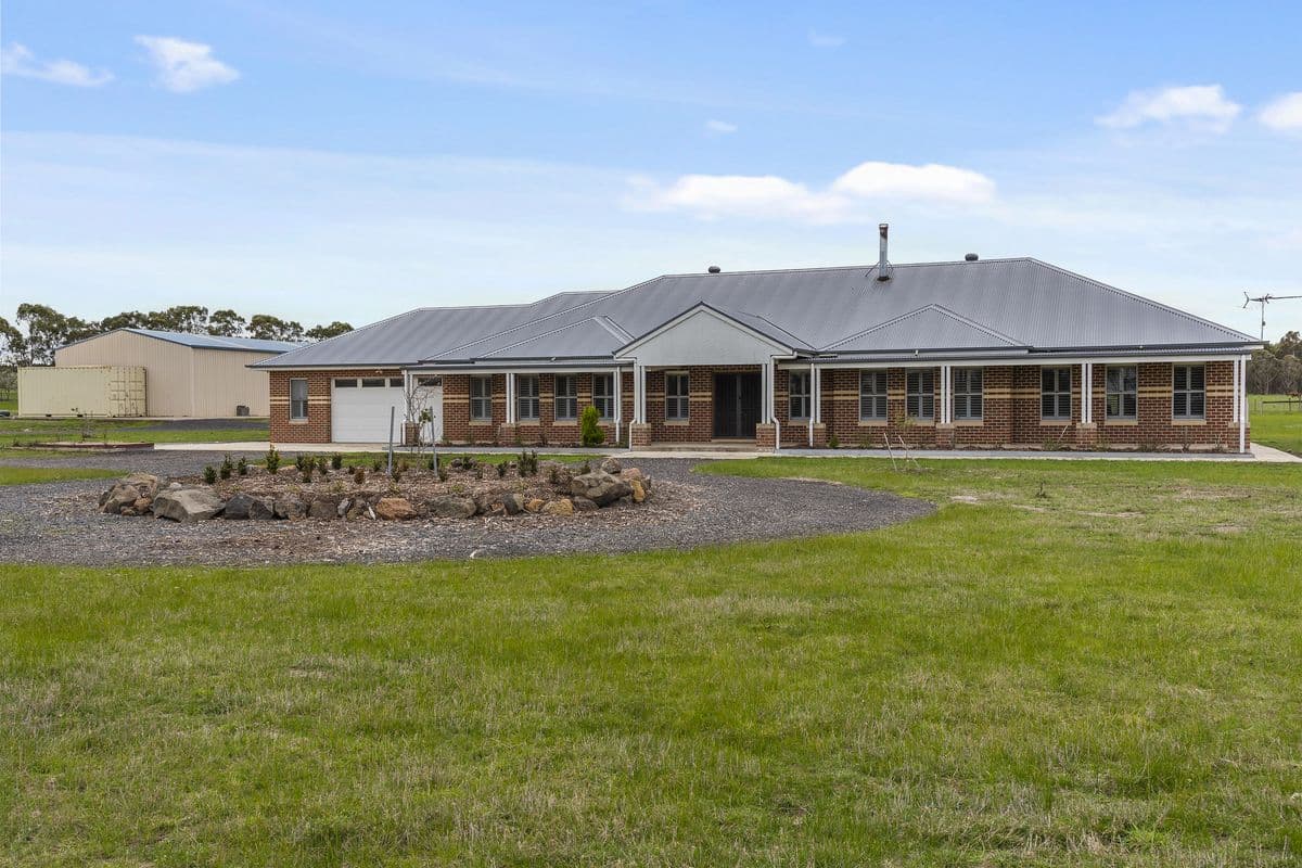 224 KENNEDYS LANE