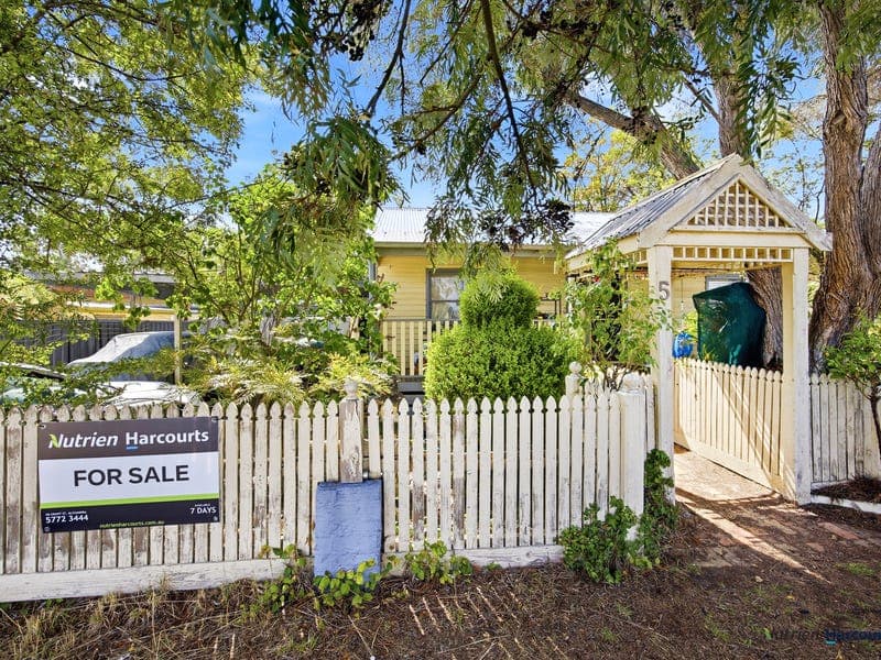 5 Snobs Creek Road, Eildon