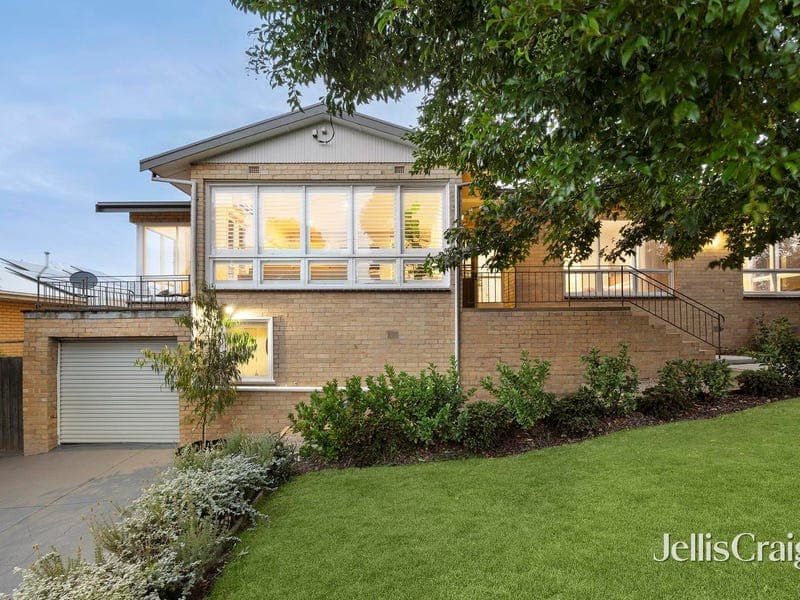 8 Edgecombe Street, Hamlyn Heights