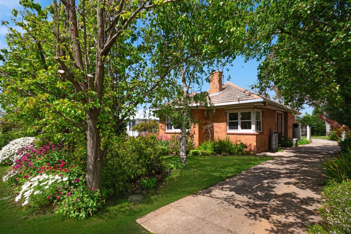 77 Darlington Road