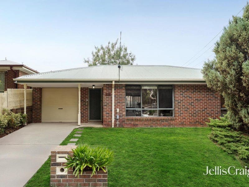 27 Purches Street, Mitcham