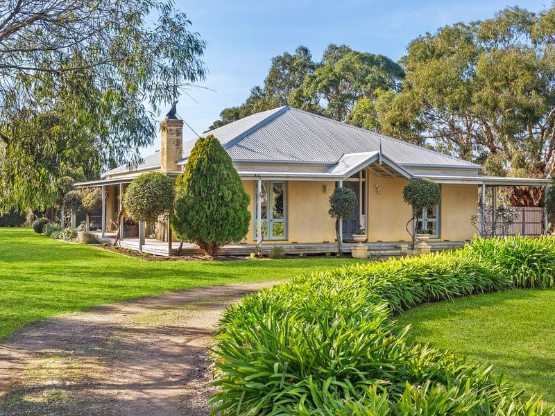 37 Murray Drive, Point Leo