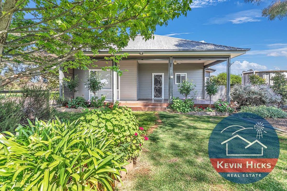 542 Curr Road