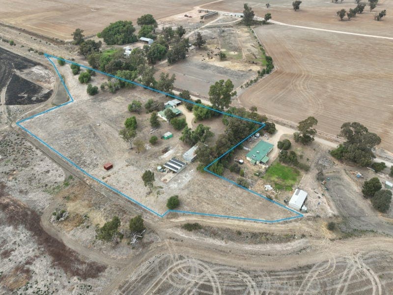 850 Ryans Road, Yalca