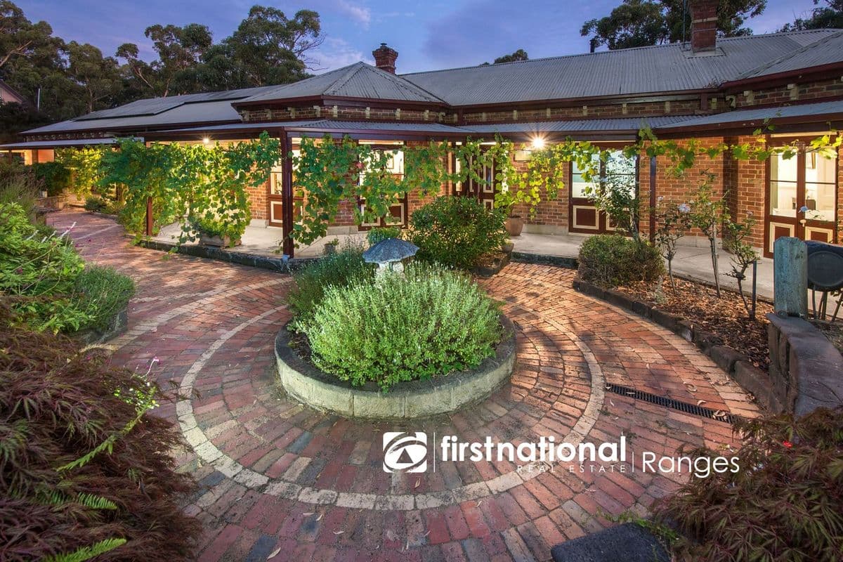 17 Old Menzies Creek Road