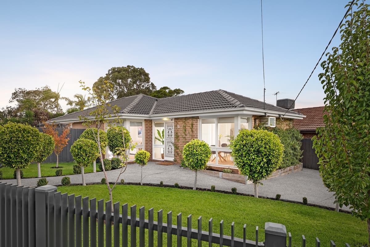 12 Templewood Avenue