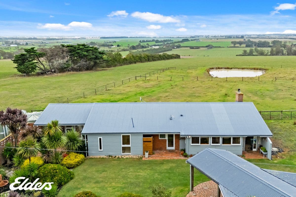 35 CLARKS ROAD