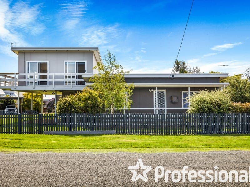 5 Newhaven Crescent, Mcloughlins Beach