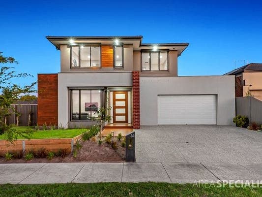 36 Penton Way, Lynbrook