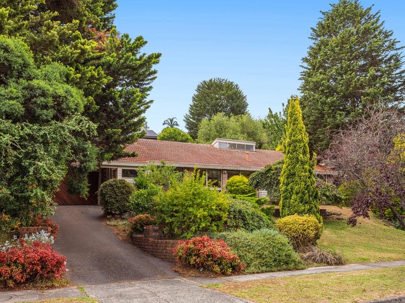 39 Long Valley Way, Doncaster East