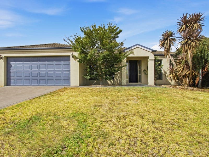 16 Duxbury Drive, Traralgon