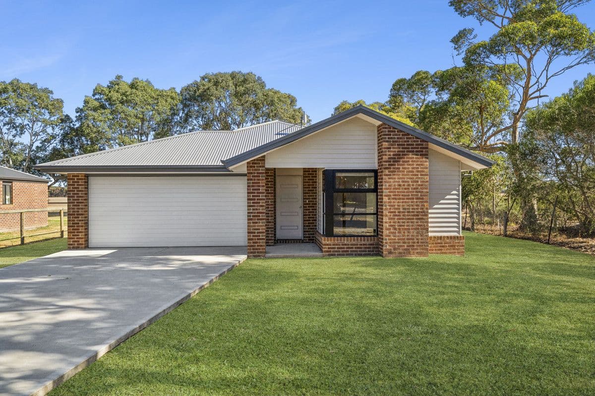 13 NEW STATION STREET