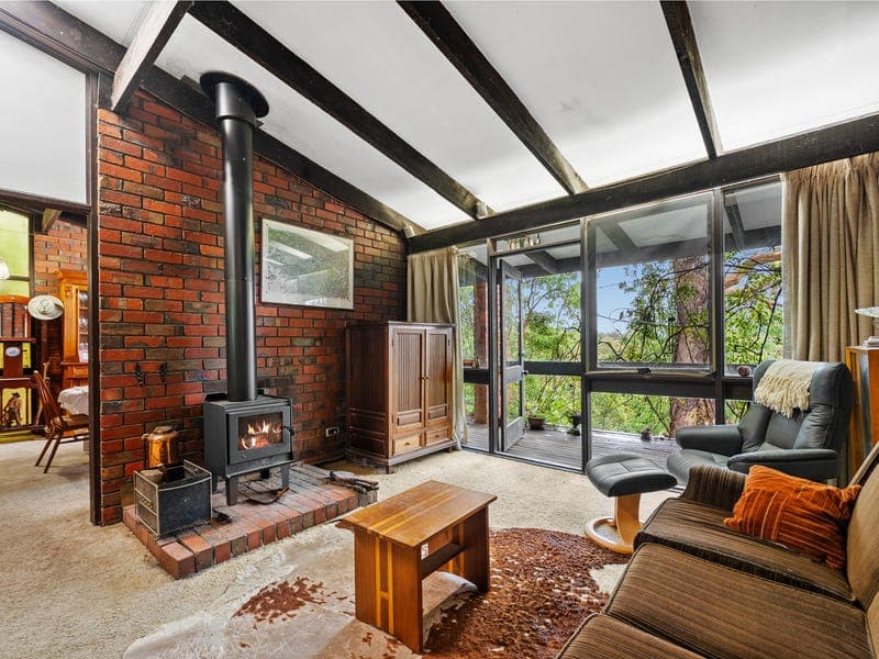 12 Nathalia Road, Belgrave South