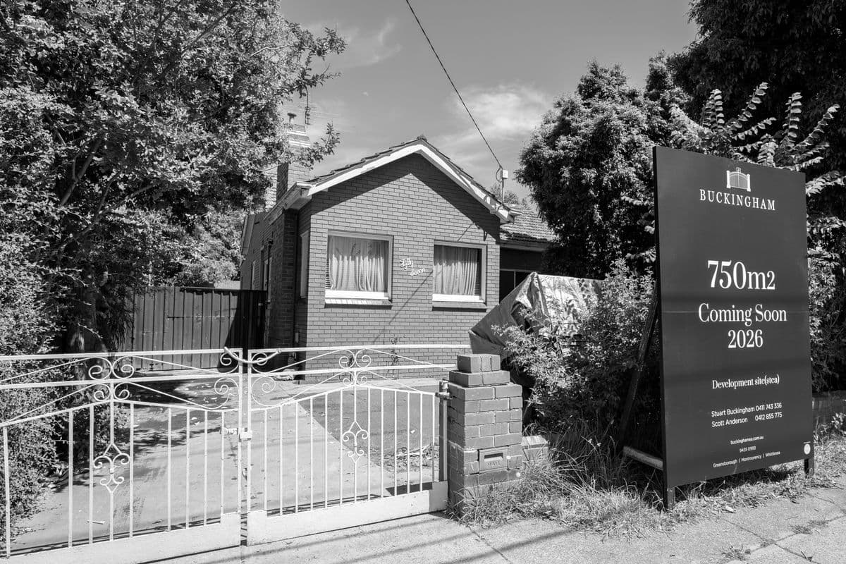 57 Greensborough Road