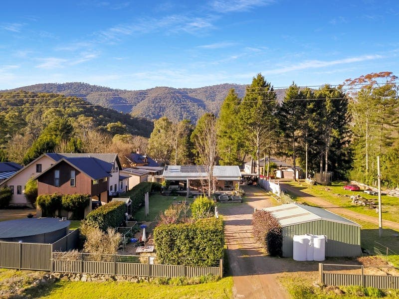 943 Great Alpine Road