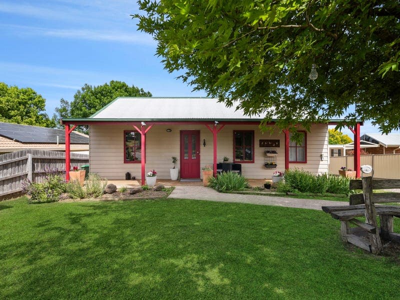 29 Jacobs Avenue, Kyneton