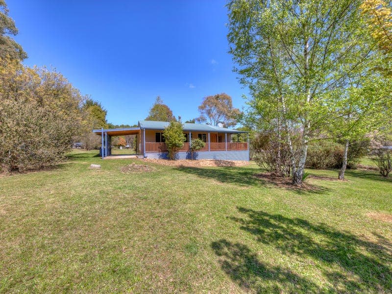 69 Feathertop Track, Harrietville