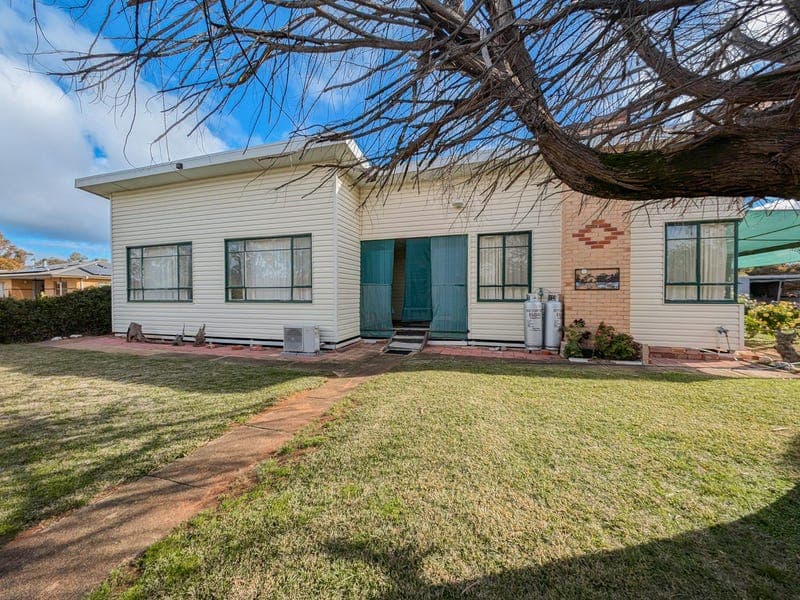 53 Tampion Avenue, Lalbert