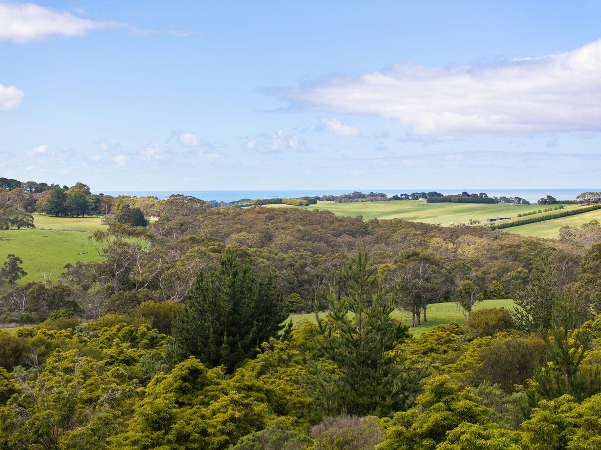 1745 Mornington-Flinders Road