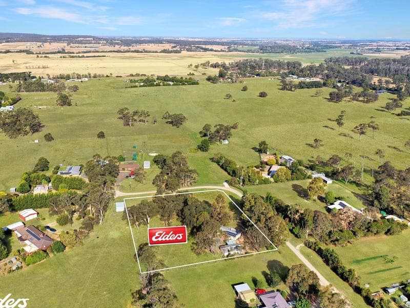 15 Gays Grove, Devon North
