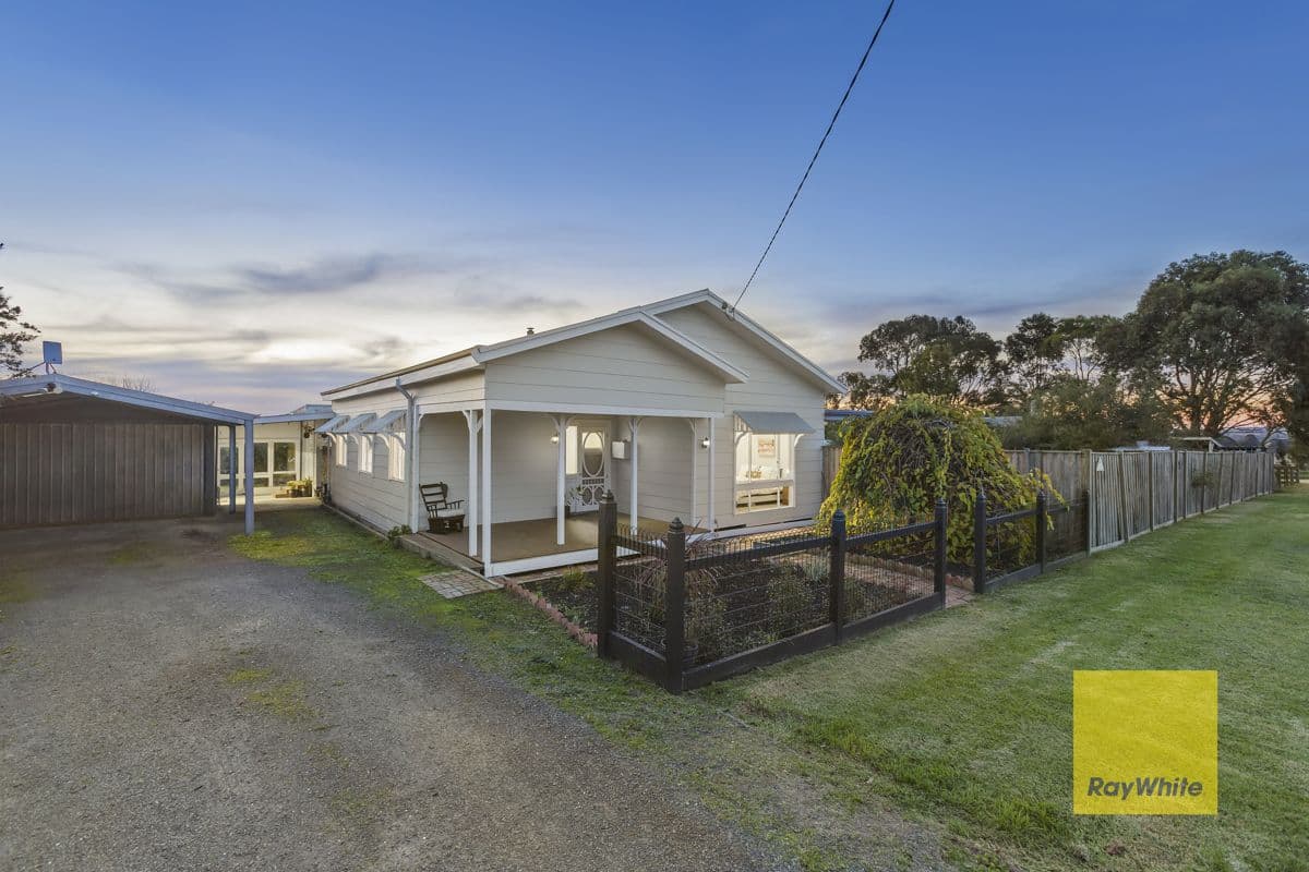 410 Hendy Main Road