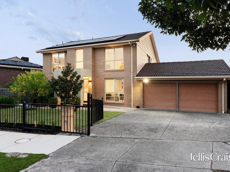 1 Beresford Close, Doncaster East