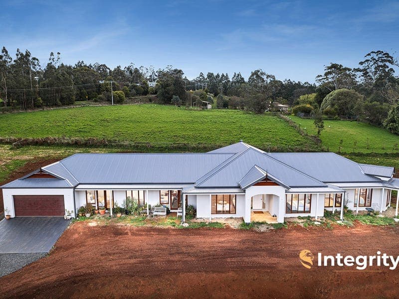 1 Deviation Road, Kinglake Central