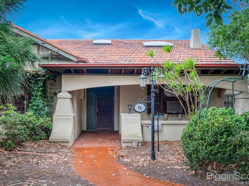92 Rosamond Road, Maribyrnong