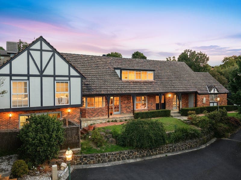 5 Gum Ridge Close