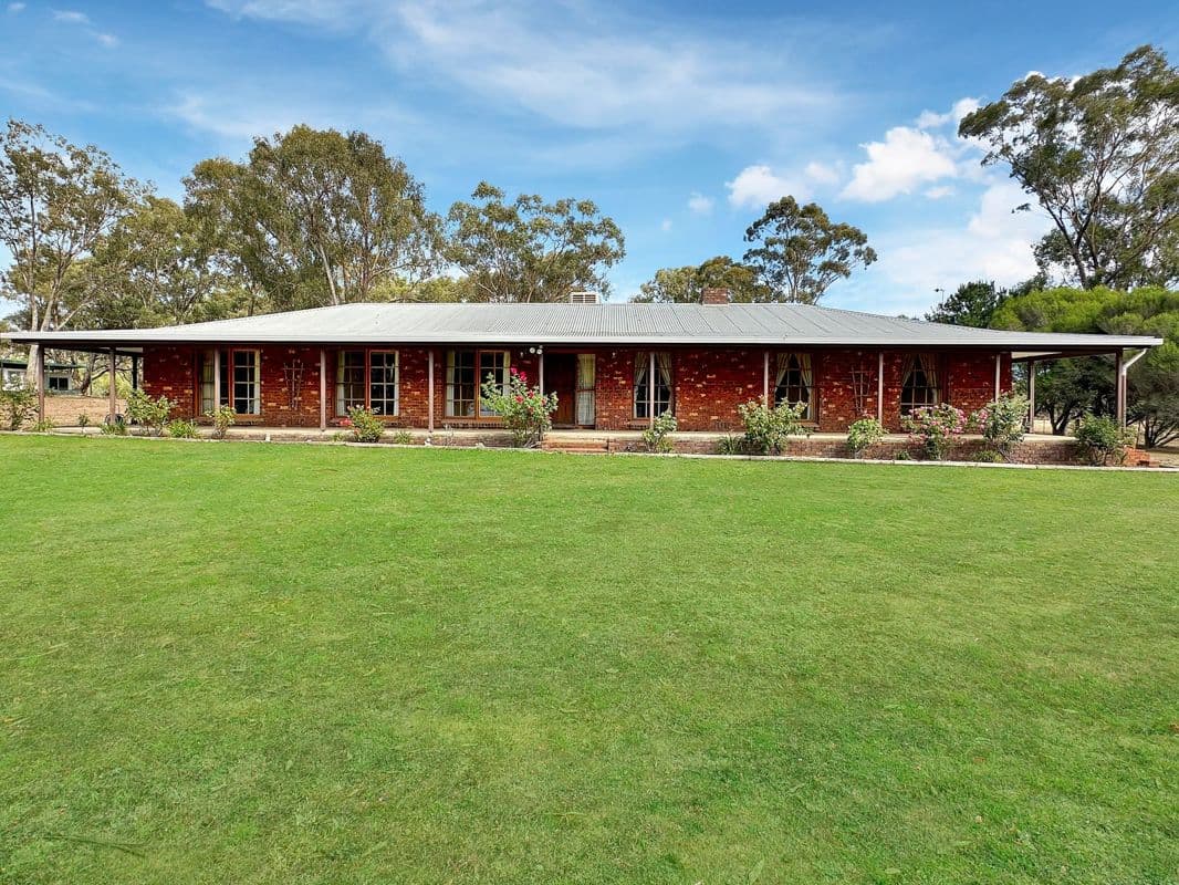 805 Maryborough - Dunolly Road