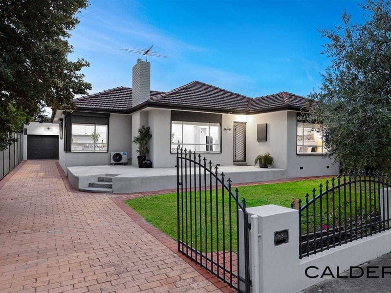 11 Compton Parade, Sunshine North