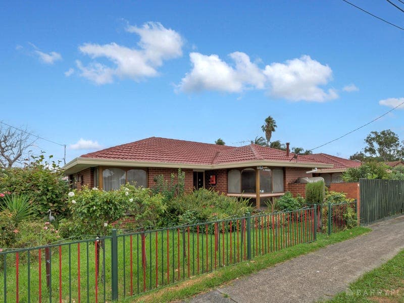 33 Elisabeth Avenue, Springvale South