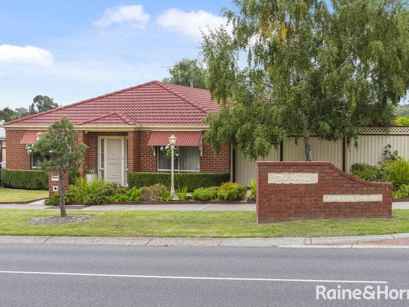 27 Stewarts Lane, Sunbury