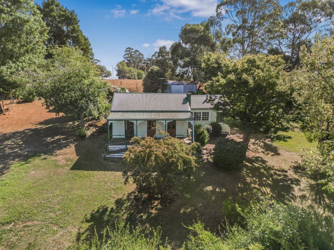 1115 NEERIM EAST ROAD