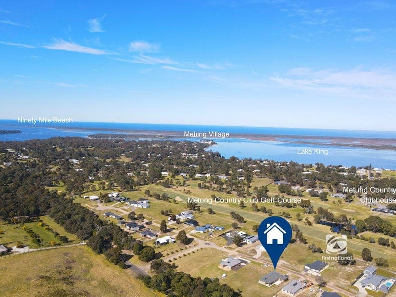 8 Kempton Grove, Metung