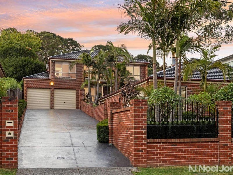 11 Evelyn Road, Ringwood North